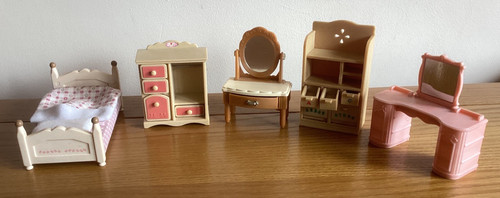 Sylvanian families epoch - sylvanian,