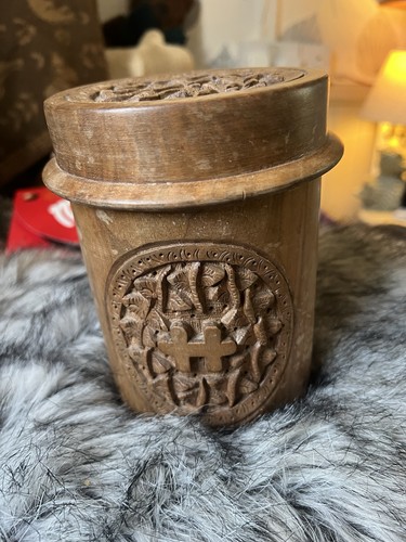 Vintage wooden box - wooden,