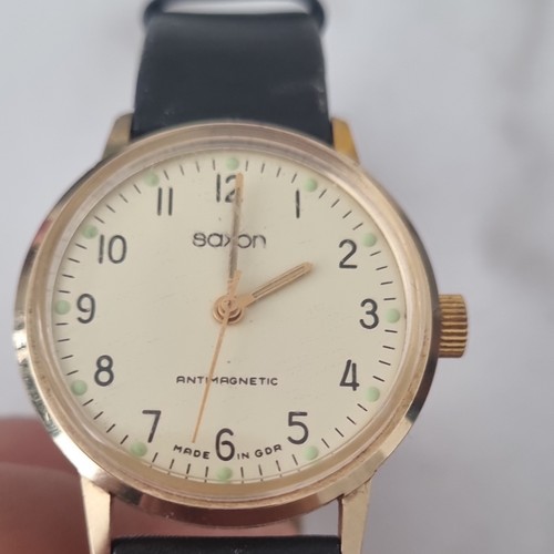 Saxon vintage manual - saxon, wind