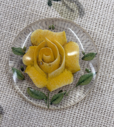 Vintage 1950s reverse carved - 1950s,
