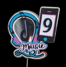 personalized Tiktok cake