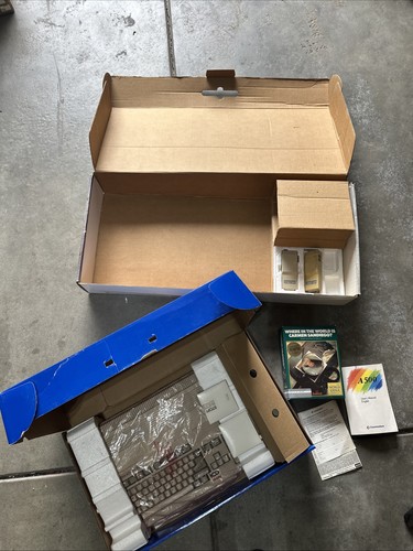Commodore amiga 500 with - commodore,