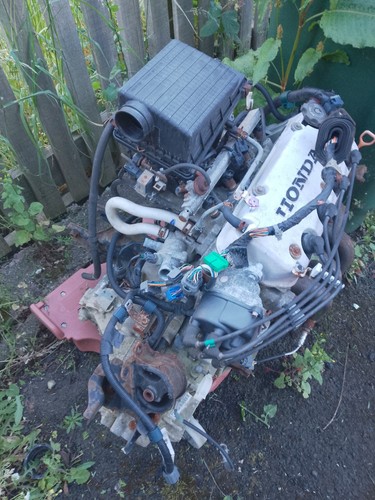 Honda d16y7 breaking engine - honda,