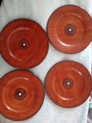 Small wooden decorative - 4,