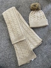 Joules Women’s Elena Cable Knit Scarf & Fur Bobble Beanie Hat Oat Beige New