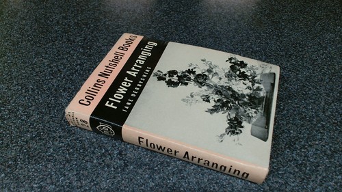 Flower arranging collins - arranging:,