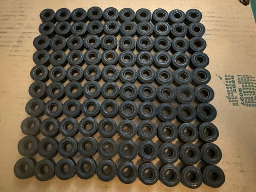 100 scalextric slot car tyres - 100,