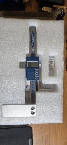 Moore and wright vernier - moore,