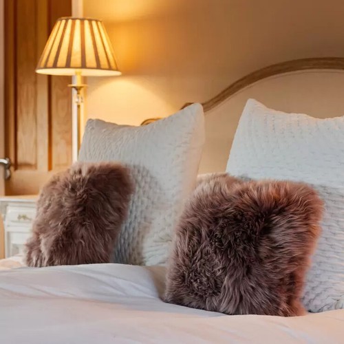 Bowron double sided - sided, sheepskin