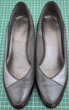 Elmdale Women’s Court Shoes, Black, Grey and silver leather. Size 4. Used.