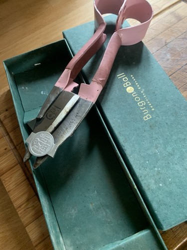 Burgon ball old - ball, shears