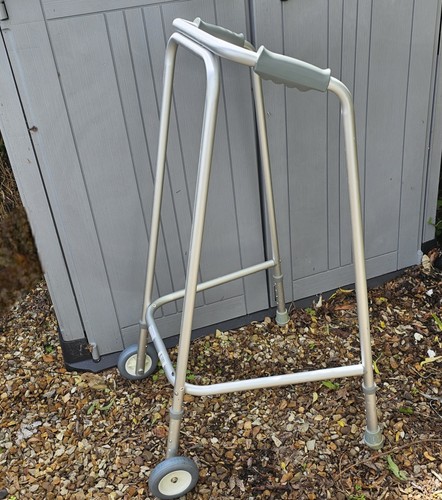 Simply med adjustable - simply, height