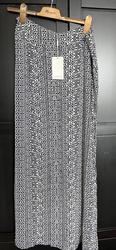 Monsoon skirt size navy - size,