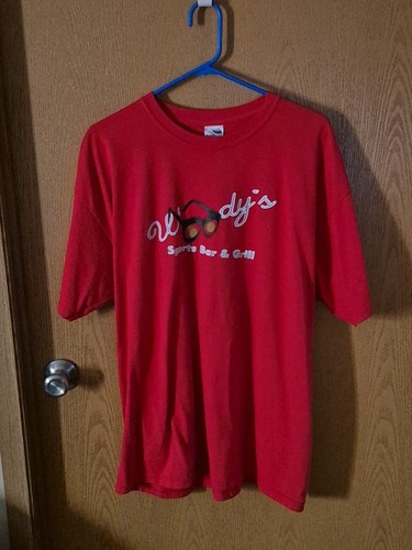Woody sports bar - woody’s, &