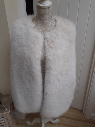 Off white ladies faux fur - white,