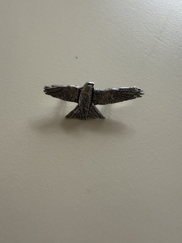 Beautiful silver colour - beautiful, flying