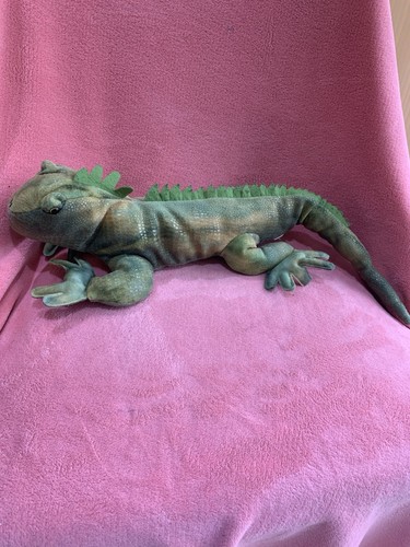 Fiesta iguana lizard soft toy - iguana,