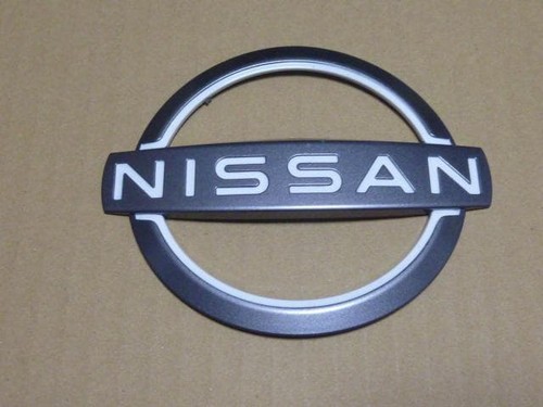 Nissan front bumper new - nissan,