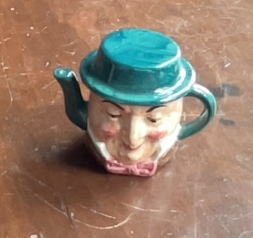 Vintge artone pottery toby - pottery,