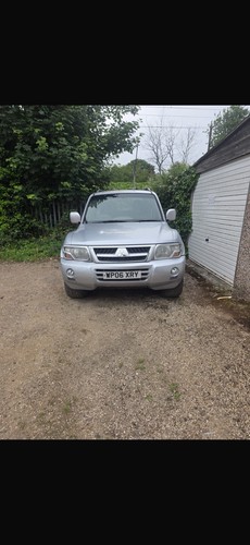 Mitsubishi shogun 2006 - mitsubishi,