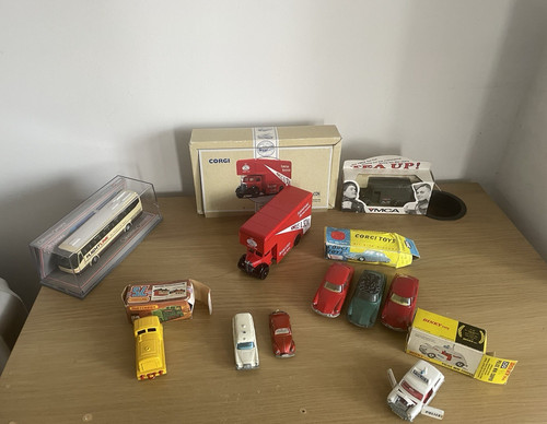 Corgi matchbox dinky diecast - dinky,