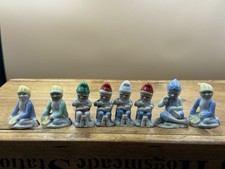 8 X Vintage Wade Lucky