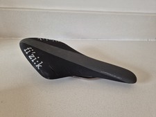 Fizik Arione R3 Saddle - KIUM Rail - Anthracite Black - Regular