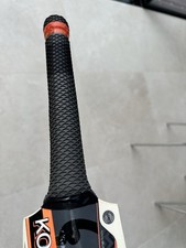 Kookaburra Onyx Viper Junior Cricket Bat Size 3