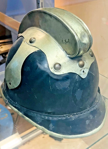 Vtg firemen helmet ww1 1900 - helmet,