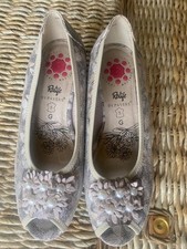 shoes women size 5