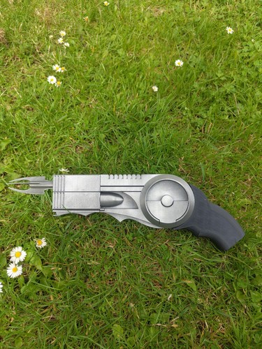 Batman arkham grapnel - gun,