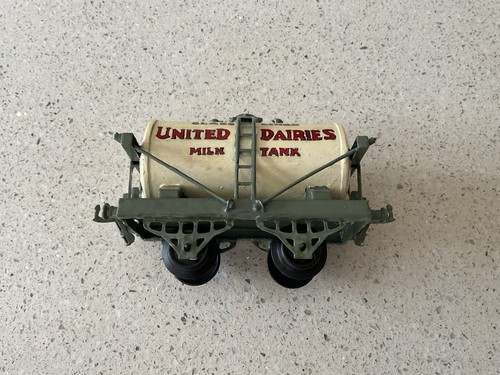 Hornby gauge united dairies - hornby, o