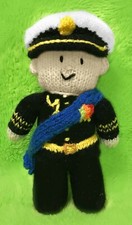 KNITTING PATTERN - Royal