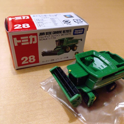 Tomica john deere - no.28,