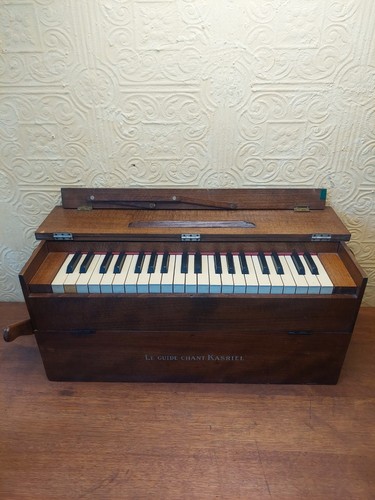 Antique french portable le - antique, "le