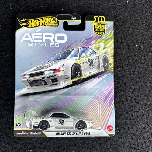 Hot wheels premium - hot, nissan