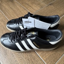Mens adidas Ashington Boxed UK 7.5, Brand New with Tags Manchester United