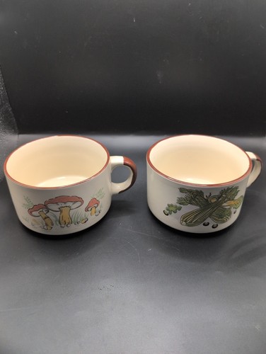 Vintage 1970s onion soup mugs - 1970s,