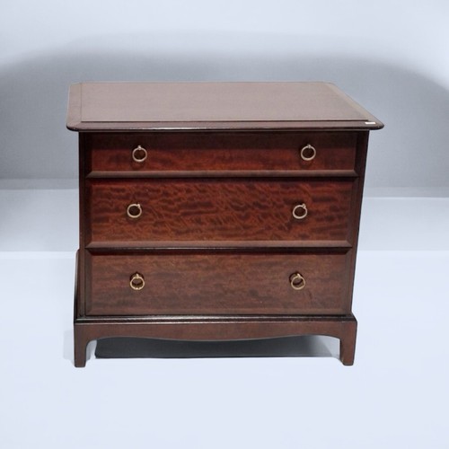Stag minstrel drawer bedside - 3,