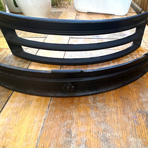 Black metal fireplace fender - black,