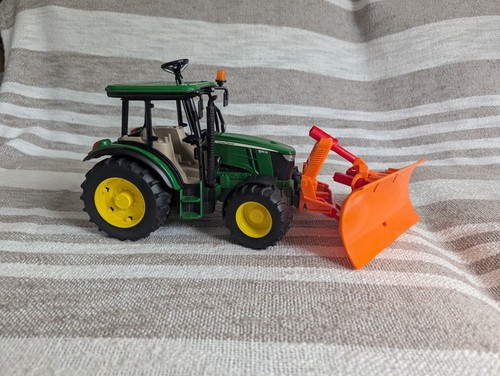 Bruder john deere 5115m - john,