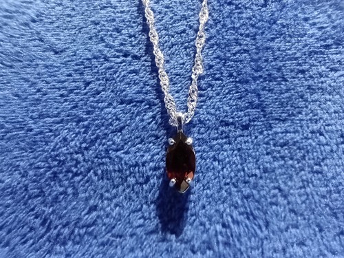 Red garnet marquise cut - garnet, 1.5ct