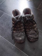 Mens Size 11 Well Worn