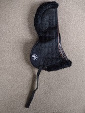 Sheepskin saddle half pad