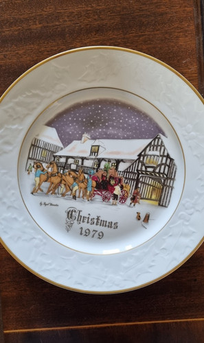 Royal worcester christmas - royal,