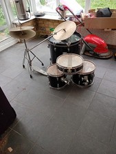 Drum Kit No Sticks Or Stool