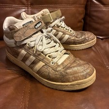 Adidas Men 9.0US Vhtf Model