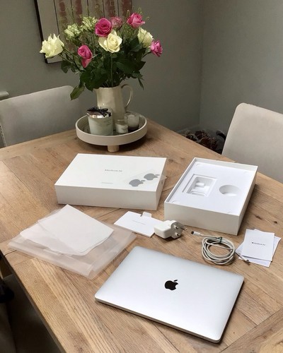 Apple macbook air 2020 - apple,