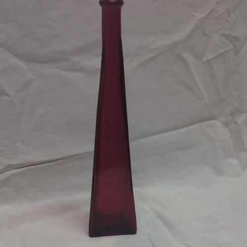 Tall decorative burgundy - tall, burgundy/red