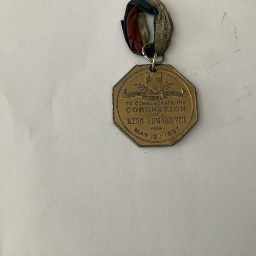 Abdicated king edward v111 - king,